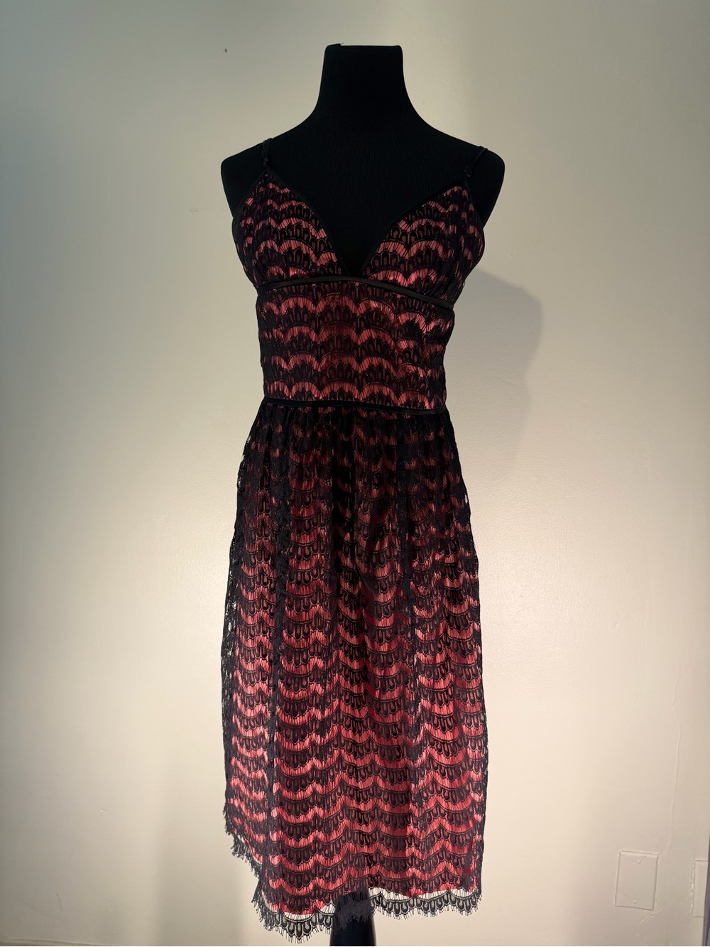 Trina Turk Sleeveless Black & Pink Lace Midi Dress